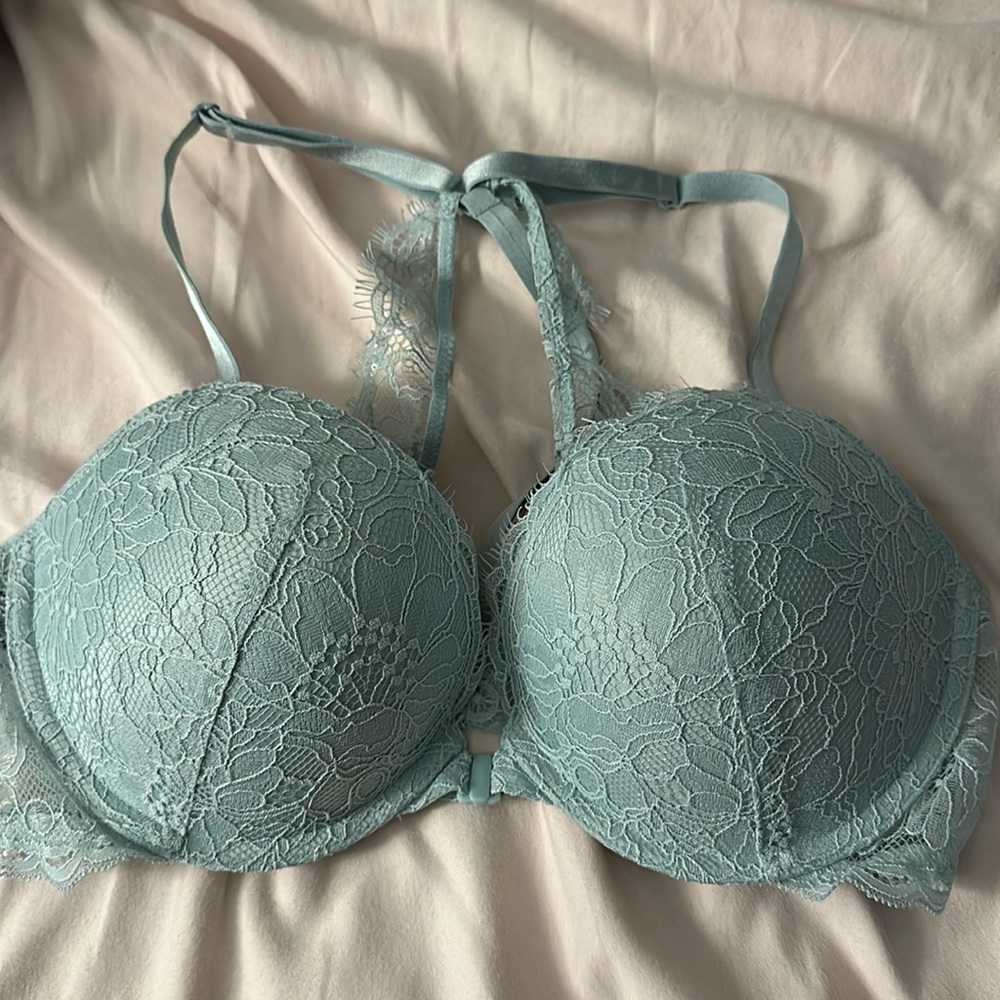 34C Victorias Secret Very Sexy Shine Strap Bra